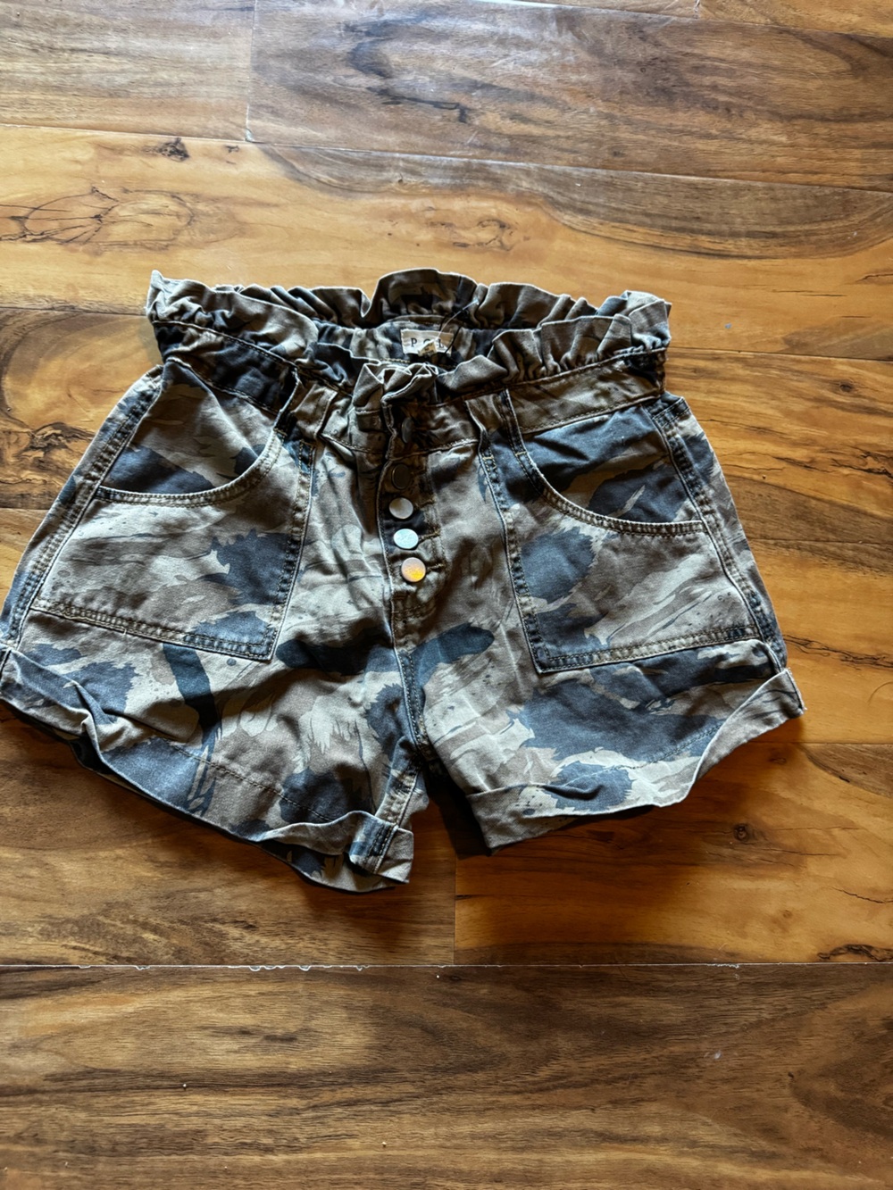 POL Women's High-Waist Camouflage Paperbag Shorts - Green/Gray